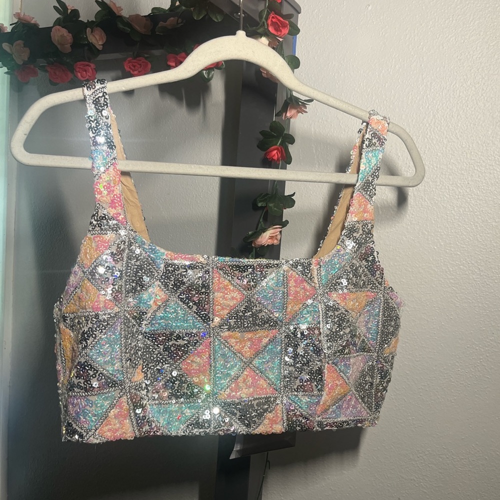 Sequins multi-colored two piece set. Flare style bottoms w/ 1in wide strap top.